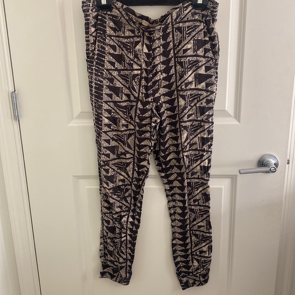Patterned pants, Mossimo supply, XS